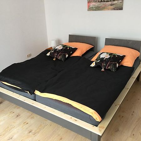 Ferienwohnung In Domnaehe Erfurt Esterno foto