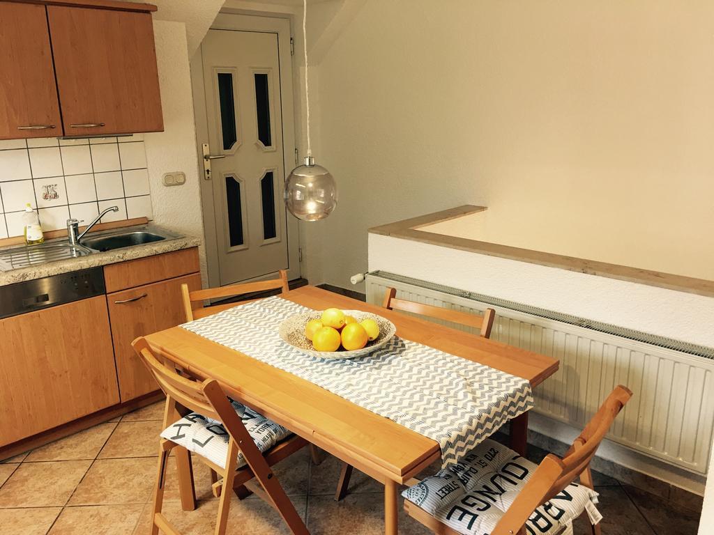 Ferienwohnung In Domnaehe Erfurt Esterno foto